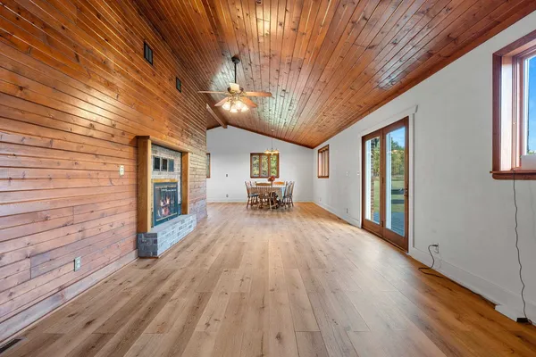 $599,900 | 3597 North Cty Road, Tigerton, WI 54486