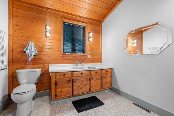 $599,900 | 3597 North Cty Road, Tigerton, WI 54486