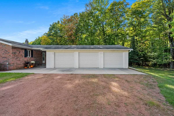$599,900 | 3597 North Cty Road, Tigerton, WI 54486