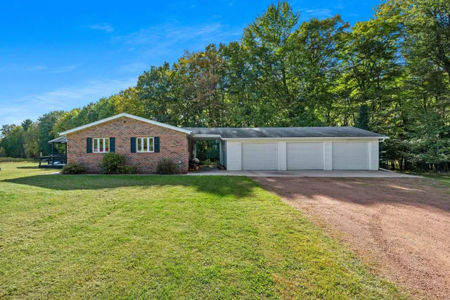 $629,900 | 3597 North Cty Road, Tigerton, WI 54486