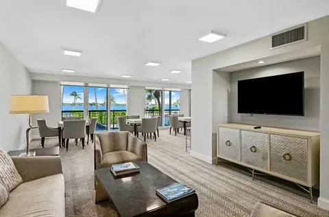 $1,825,000 | 3140 South Ocean Boulevard, Unit 101S, Palm Beach, FL 33480