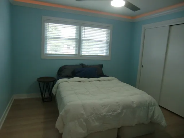 $449,900 | 6711 West Shiawassie Drive, Palos Heights, IL 60463