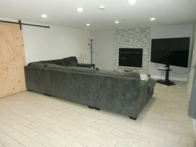 $449,900 | 6711 West Shiawassie Drive, Palos Heights, IL 60463