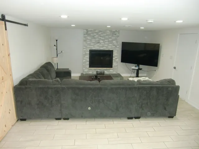 $449,900 | 6711 West Shiawassie Drive, Palos Heights, IL 60463