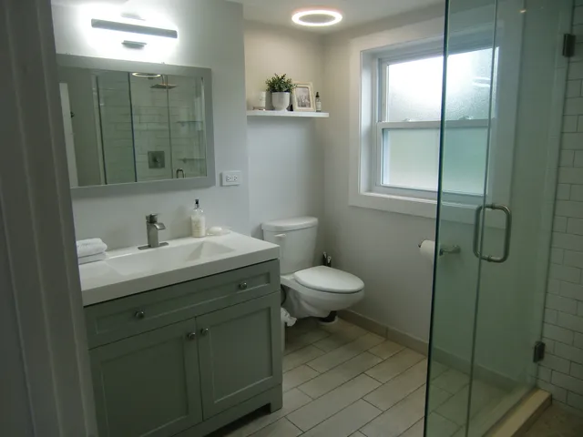 $449,900 | 6711 West Shiawassie Drive, Palos Heights, IL 60463