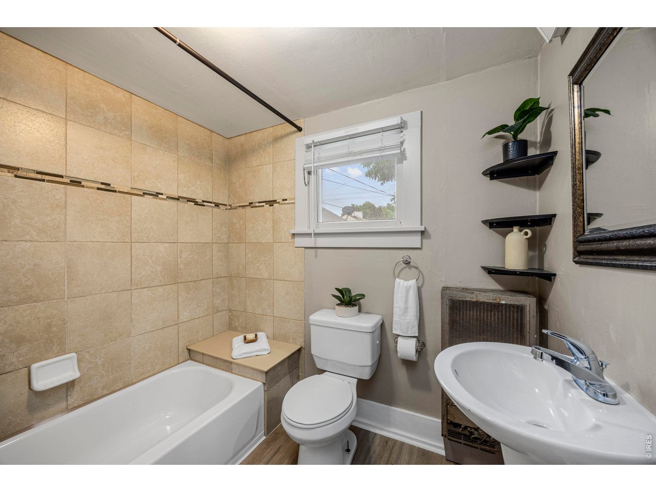 601 Walnut Street Windsor, CO 80550 - Photo 23 of 33 Full Bath