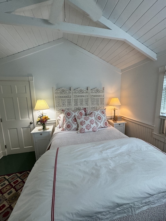 17 Burnell Street Nantucket, MA 02554 - Photo 22 of 24 a bed room with a bed and a couch