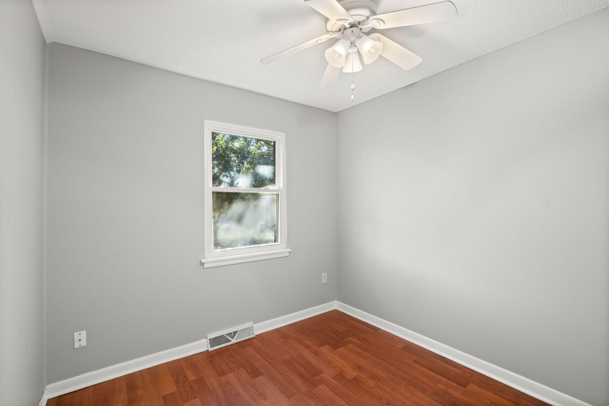 712 Harbor Lane Mount Pleasant, SC 29464 - Photo 28 of 38 20
