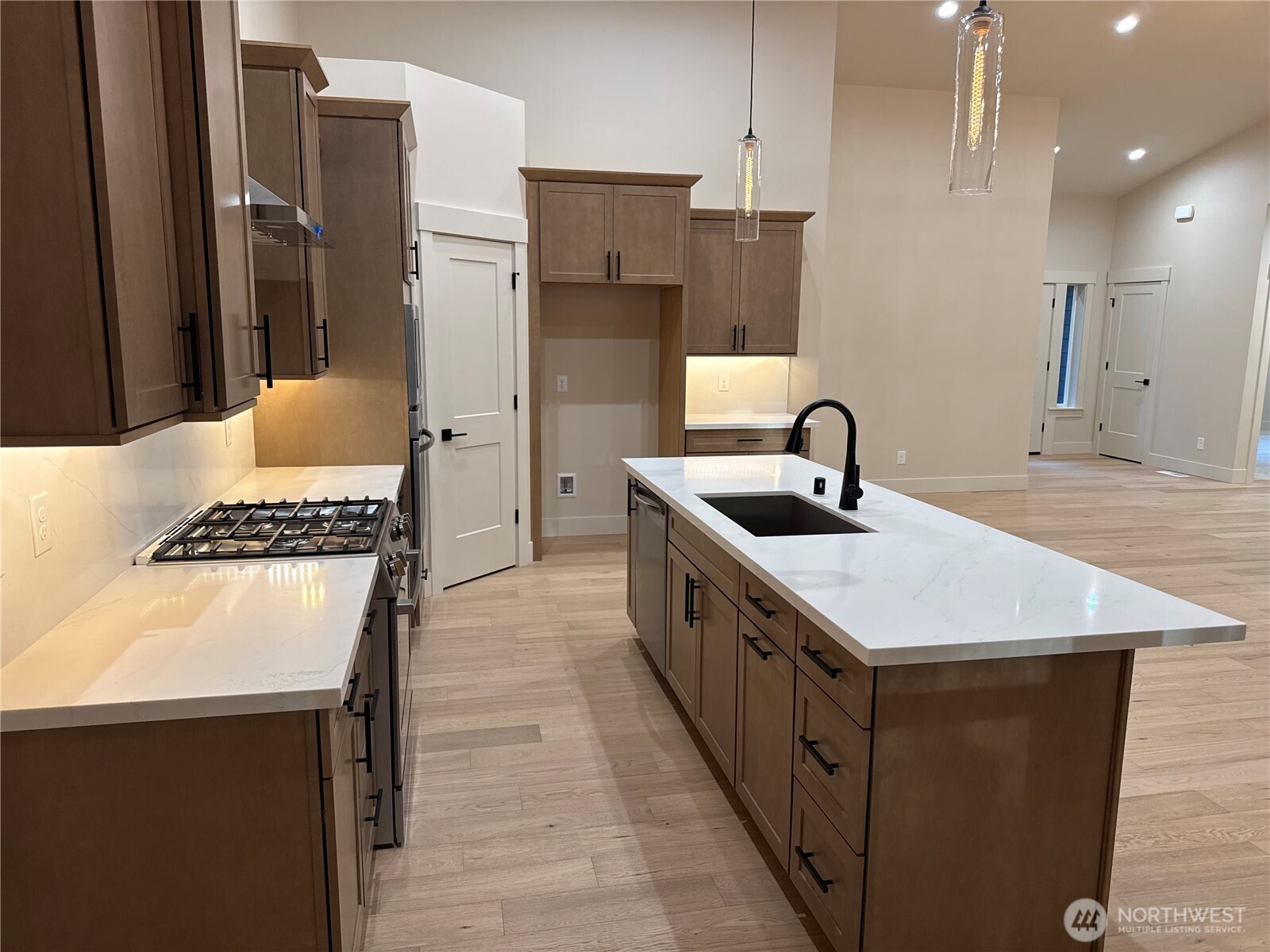 14884 Fagerud Road Southeast Olalla, WA 98359 - Photo 6 of 37 Gallery Image 6