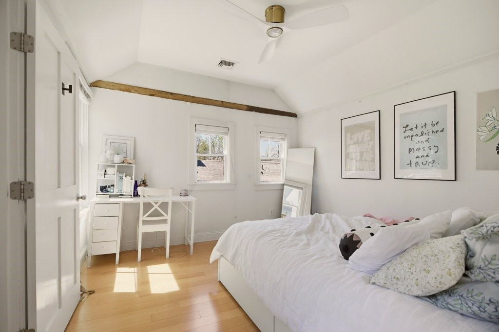 5 Division Street Newport, RI 02840 - Photo 23 of 36