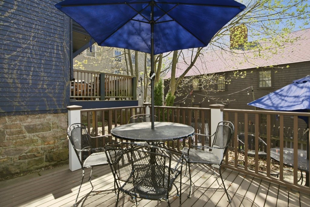 5 Division Street Newport, RI 02840 - Photo 28 of 36