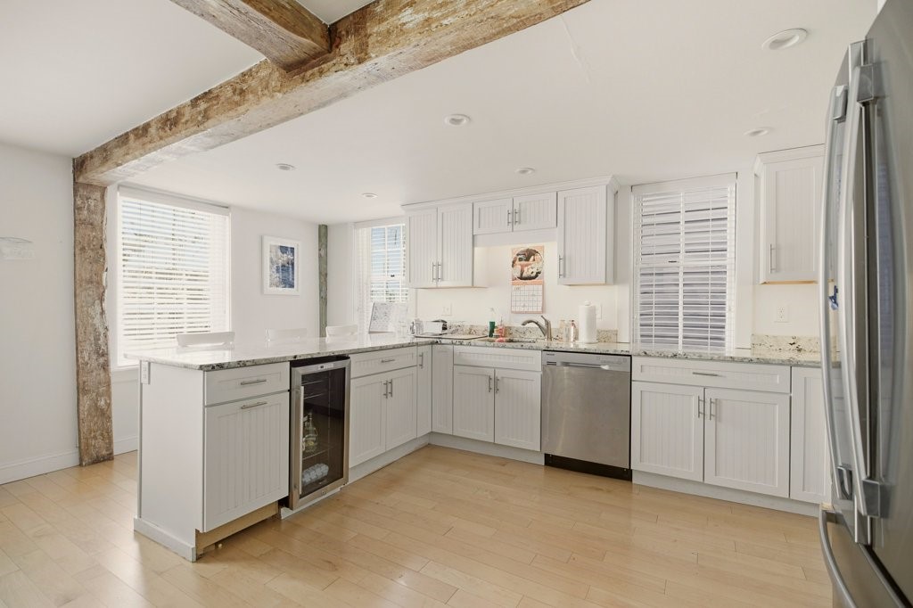 5 Division Street Newport, RI 02840 - Photo 5 of 36