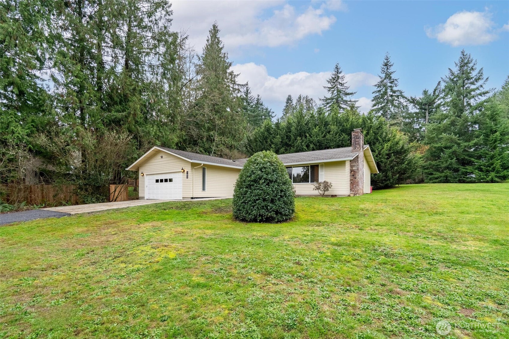 185 Brook Drive Chehalis, WA 98532 - Photo 27 of 40 a view of a house with a yard and large tree