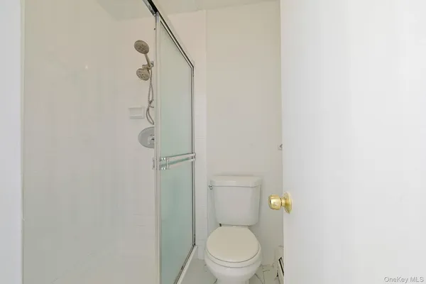 $2,300 | 25 Pierces Road, Unit 22, Newburgh, NY 12550