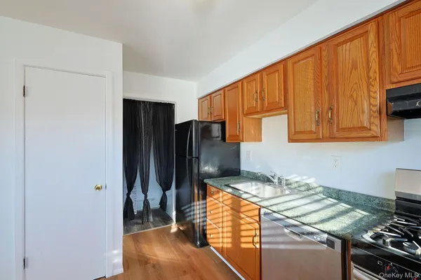 $2,300 | 25 Pierces Road, Unit 22, Newburgh, NY 12550