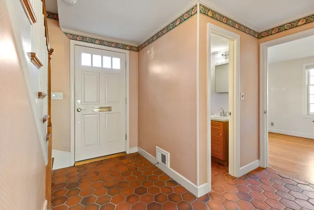 $4,800 | 68 Westgate, Wellesley, MA 02481