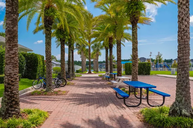 a view of a tennis court