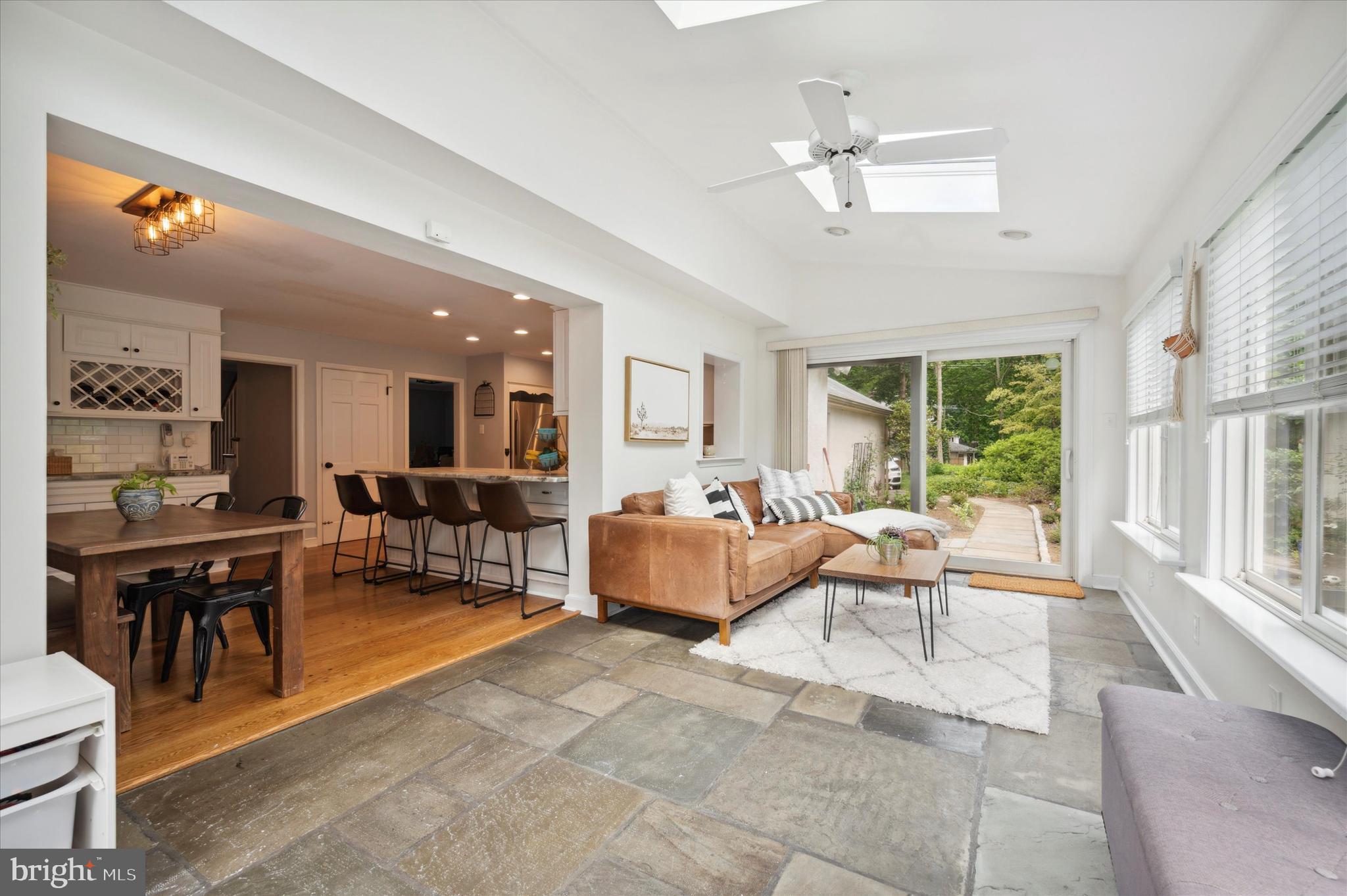 333 South Radnor Chester Road Villanova, PA 19085 - Photo 16 of 36 Sunroon