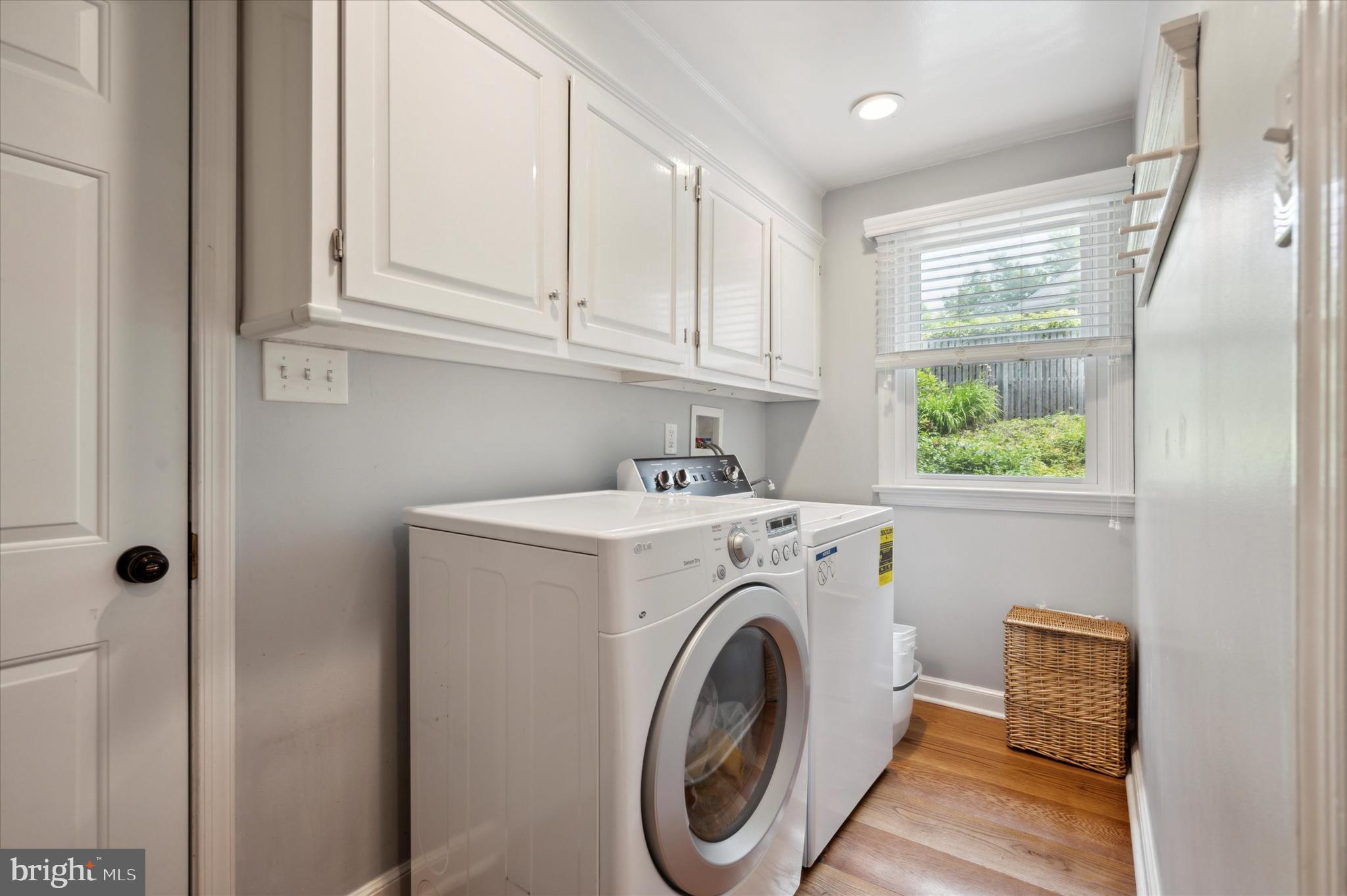 333 South Radnor Chester Road Villanova, PA 19085 - Photo 21 of 36 1st floor laundry bath