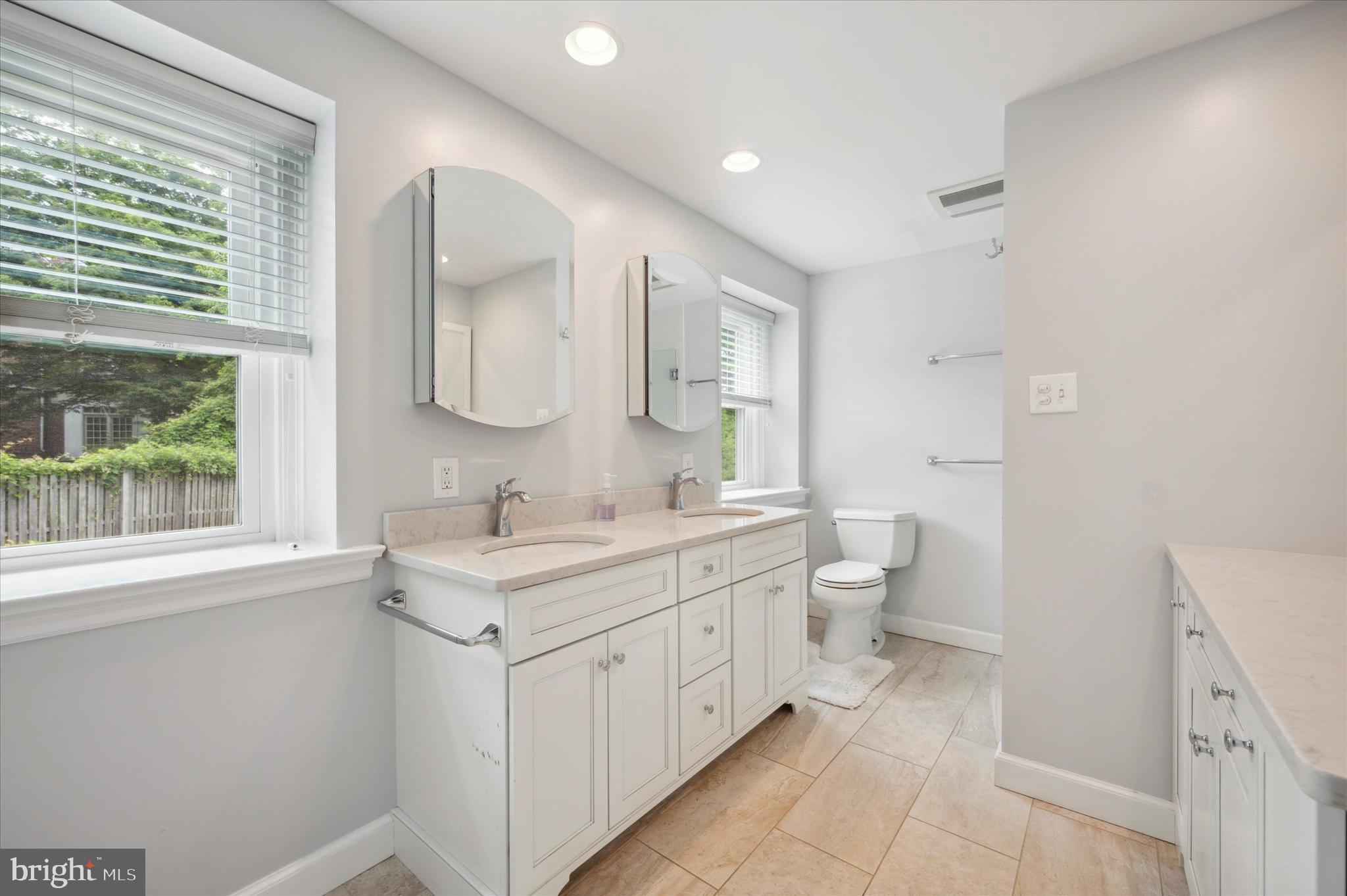333 South Radnor Chester Road Villanova, PA 19085 - Photo 24 of 36 Ensuite Primary bathroom
