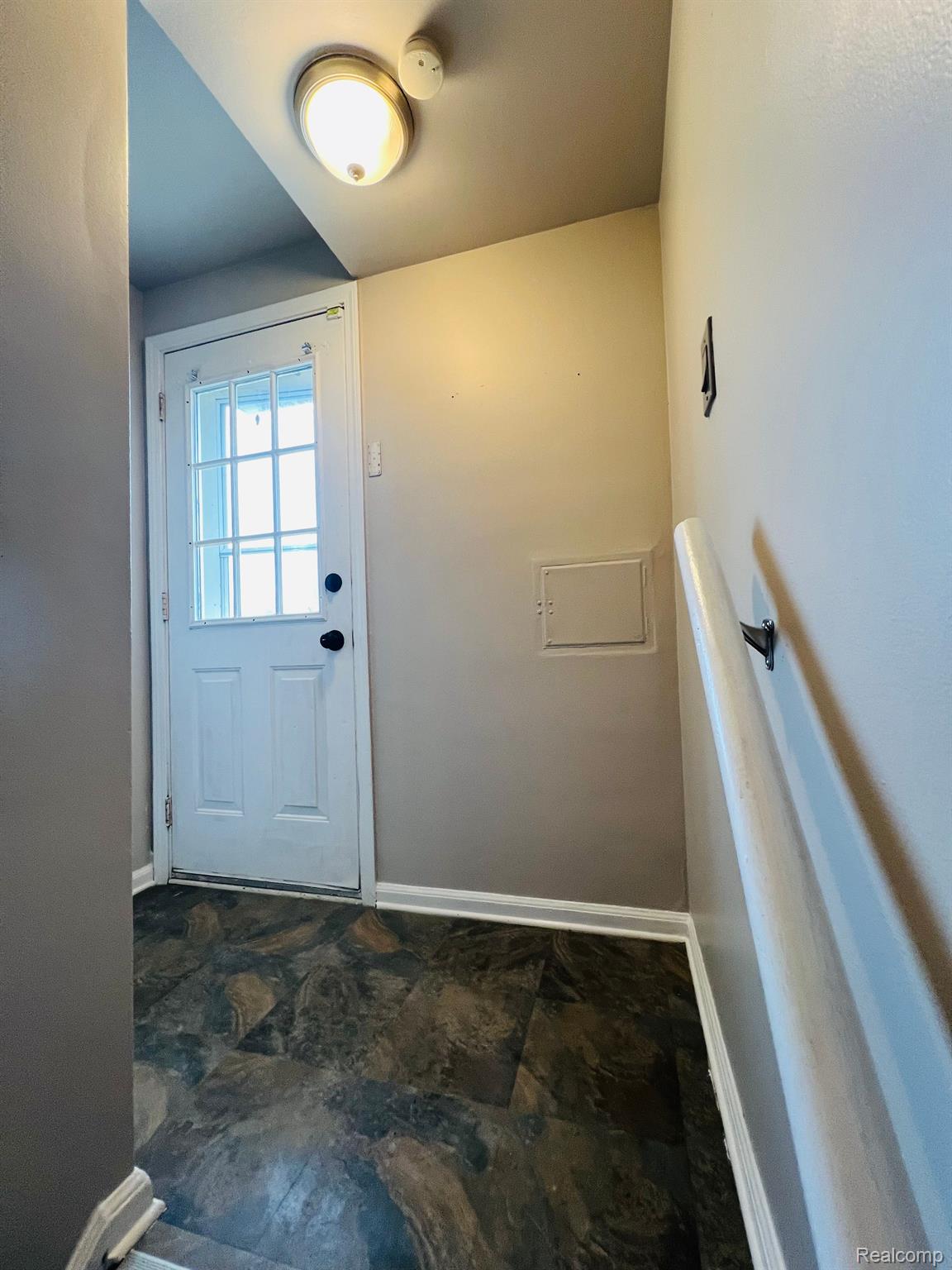 16344 East 10 Mile Road Eastpointe, MI 48021 - Photo 33 of 39 Gallery Image 33