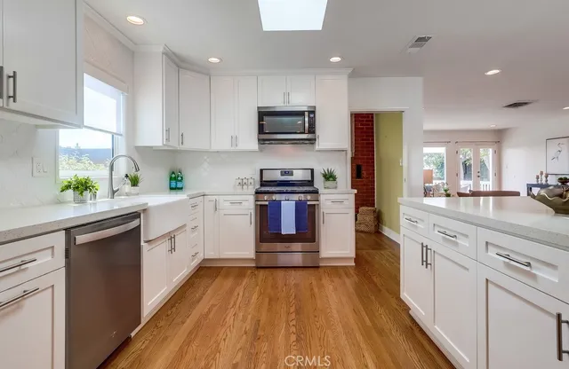 $1,100,000 | 677 West 37th Street, San Pedro, CA 90731