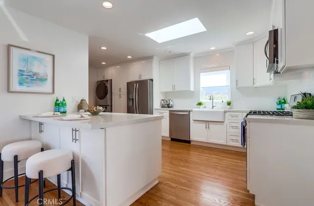 $1,100,000 | 677 West 37th Street, San Pedro, CA 90731