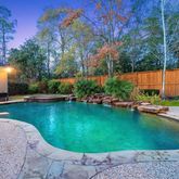 $734,000 | 10 Edgecliff Place, The Woodlands, TX 77382