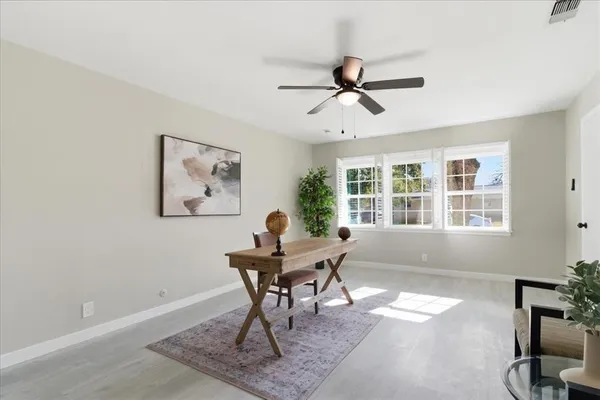 $2,700 | 1509 University Drive, Arlington, TX 76013