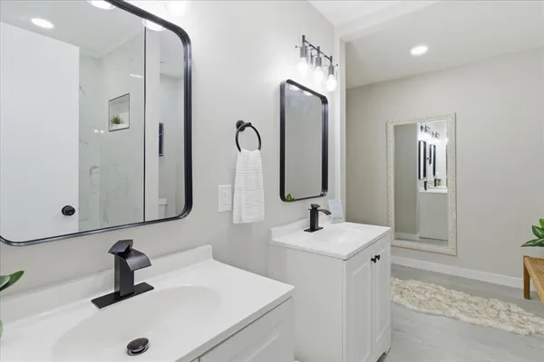 $2,700 | 1509 University Drive, Arlington, TX 76013