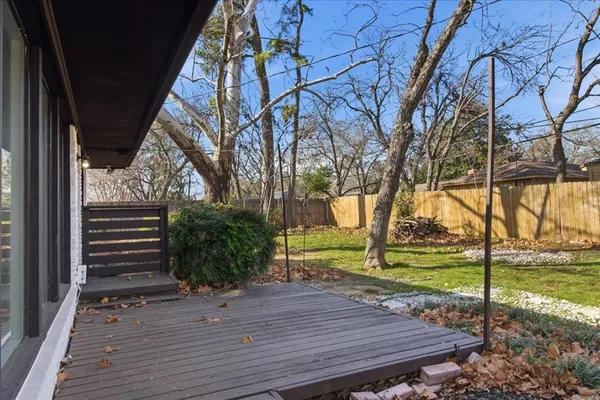 $2,700 | 1509 University Drive, Arlington, TX 76013