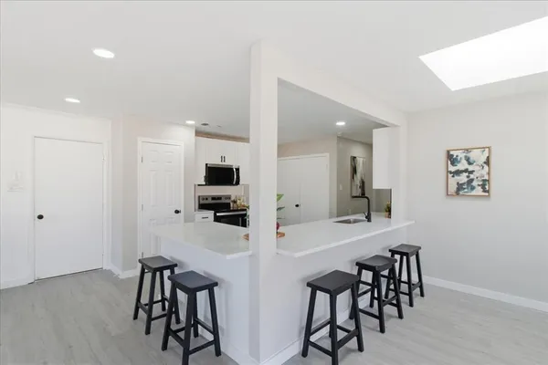 $2,700 | 1509 University Drive, Arlington, TX 76013