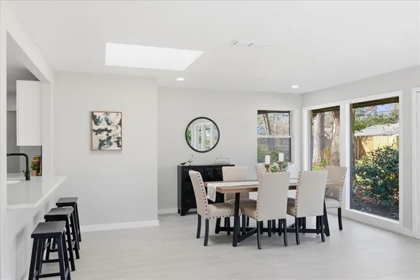 $2,700 | 1509 University Drive, Arlington, TX 76013