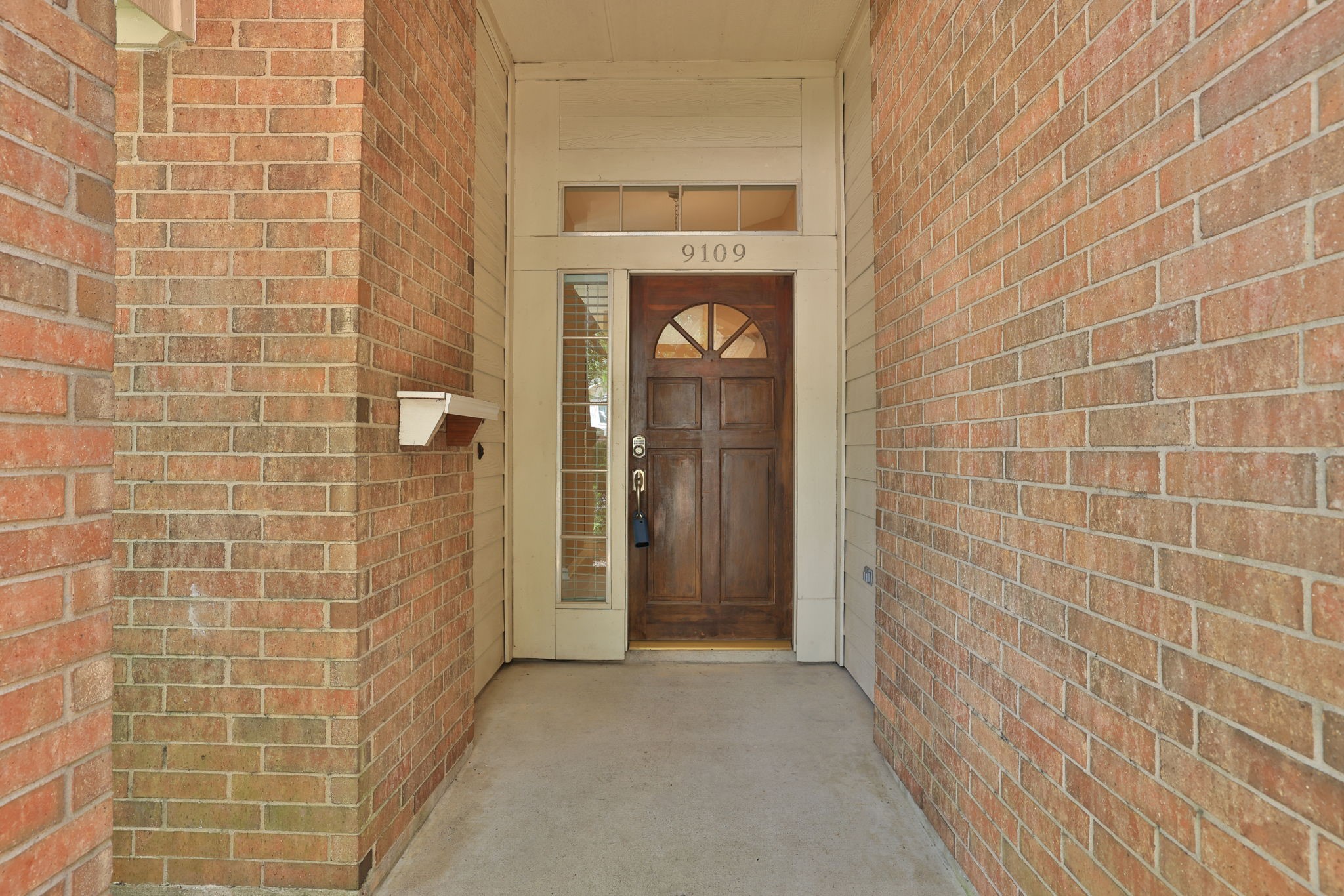 9109 Benwick Street Spring, TX 77379 - Photo 7 of 33