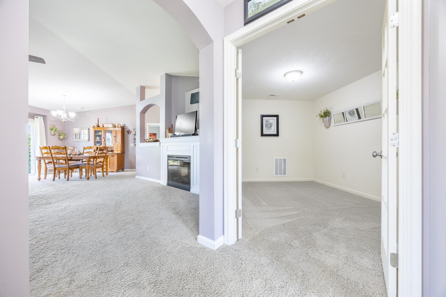 302 Sunset View Lawrenceburg, IN 47025 - Photo 7 of 32