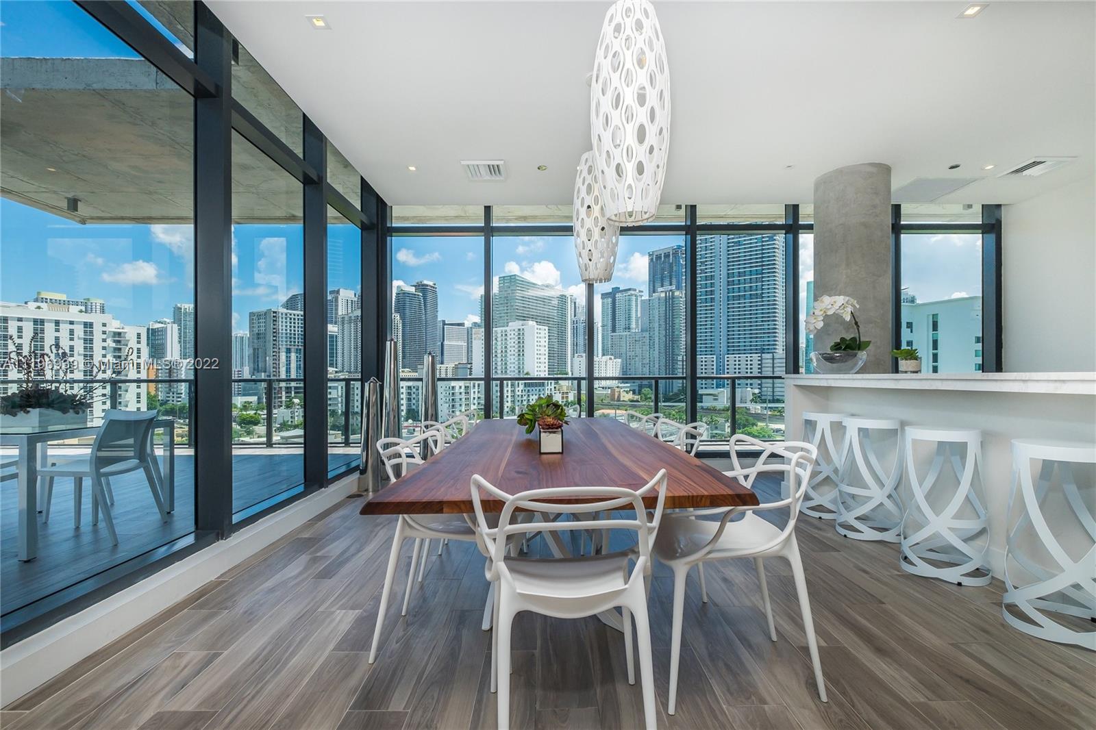 201 Southwest 17th Road, Unit 705 Miami, FL 33129 - Photo 24 of 32 Gallery Image 24