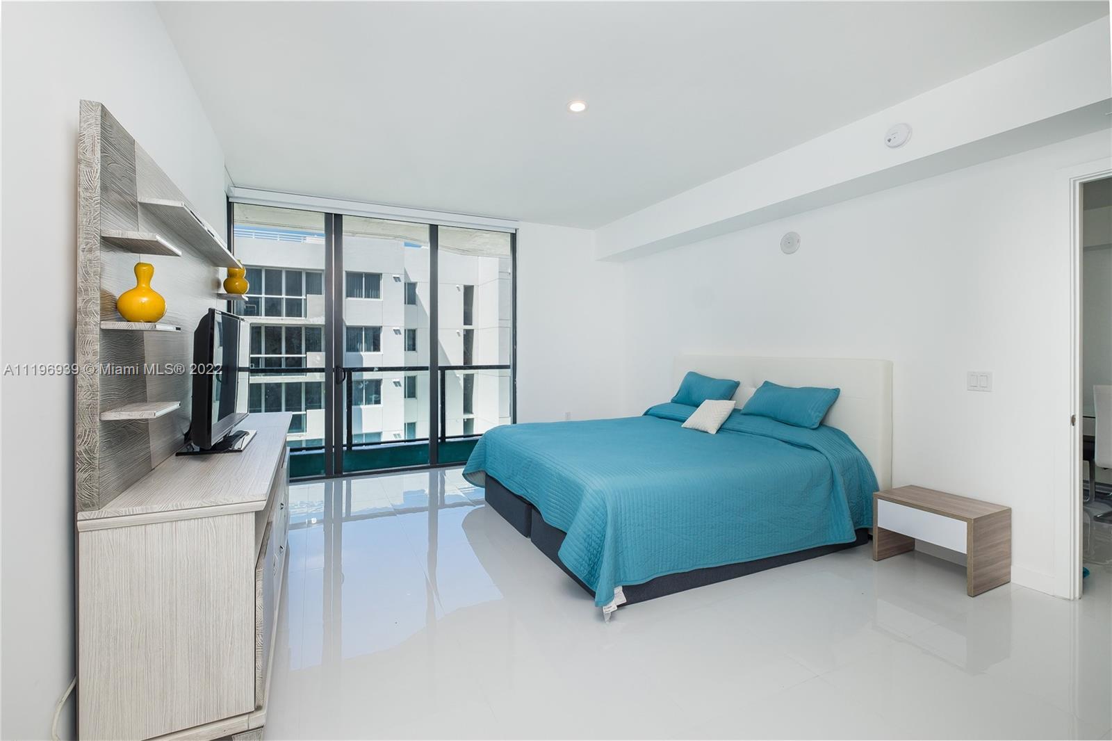 201 Southwest 17th Road, Unit 705 Miami, FL 33129 - Photo 8 of 32 Gallery Image 8