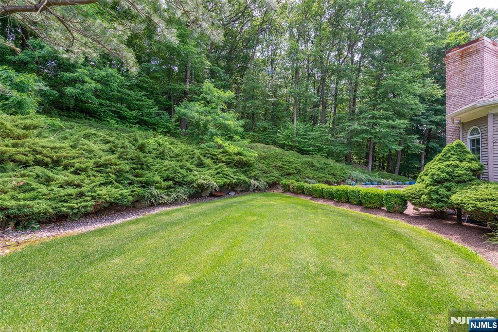 5 Raintree Court Butler, NJ 07405 - Photo 28 of 38