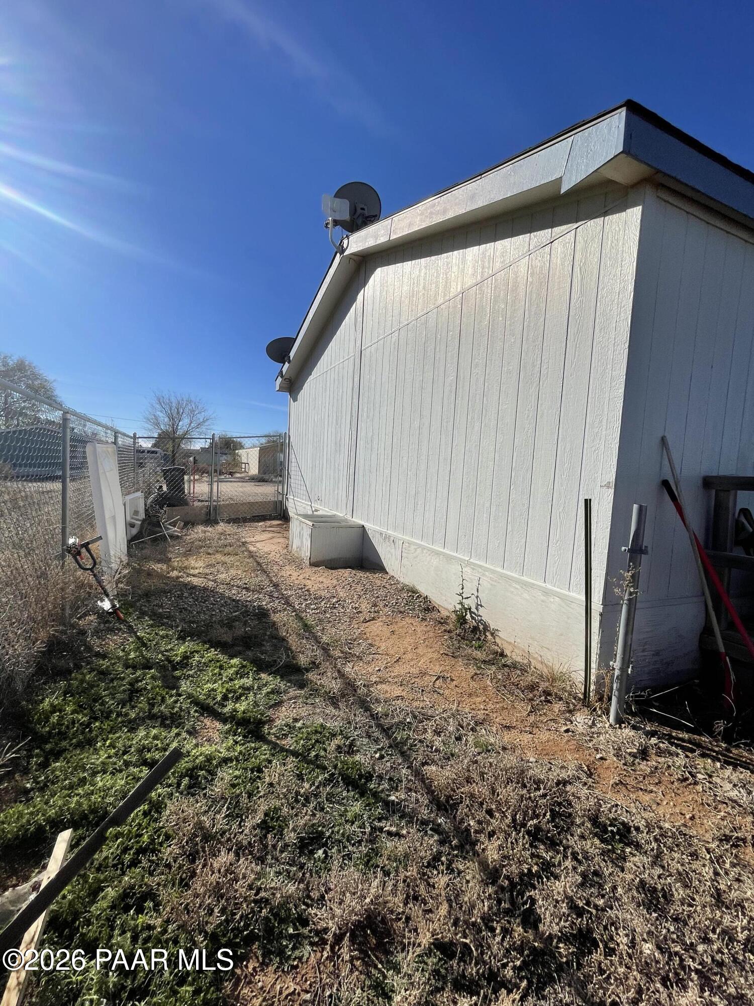 190 West Rio Trail Paulden, AZ 86334 - Photo 6 of 14 a view of a back yard of the house