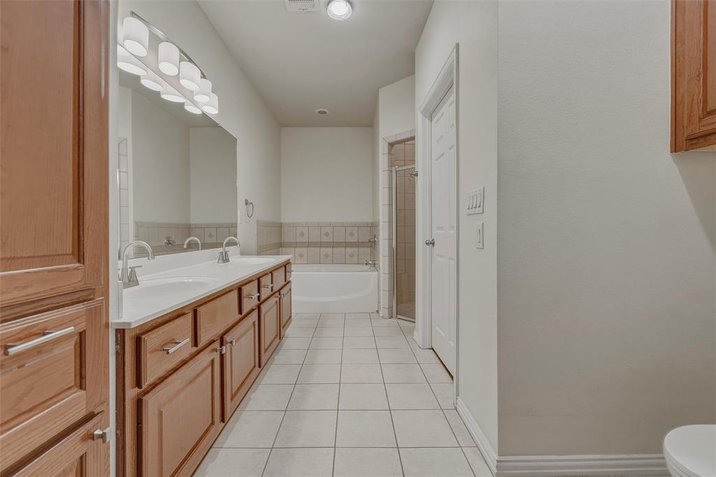 160 Greathouse Village Decatur, TX 76234 - Photo 20 of 28 Gallery Image 20