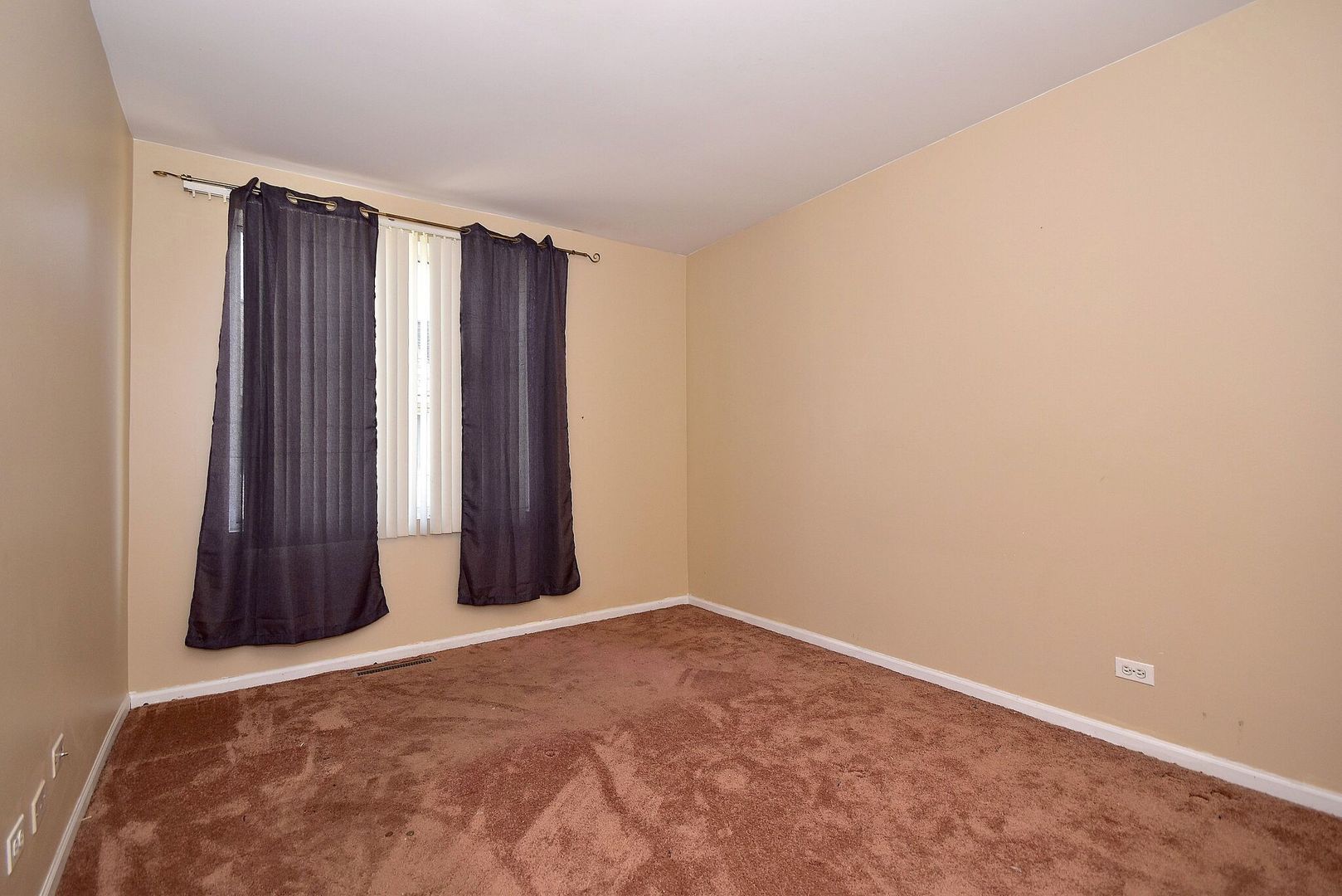 365 Springmist Court, Unit 365 Bolingbrook, IL 60440 - Photo 21 of 34 Gallery Image 21