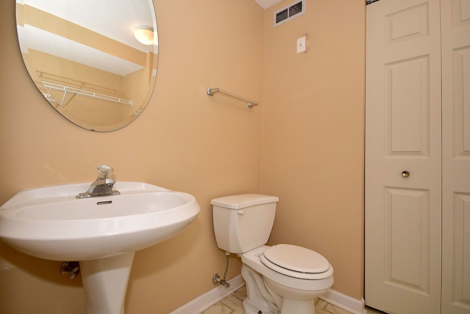 365 Springmist Court, Unit 365 Bolingbrook, IL 60440 - Photo 27 of 34 Gallery Image 27