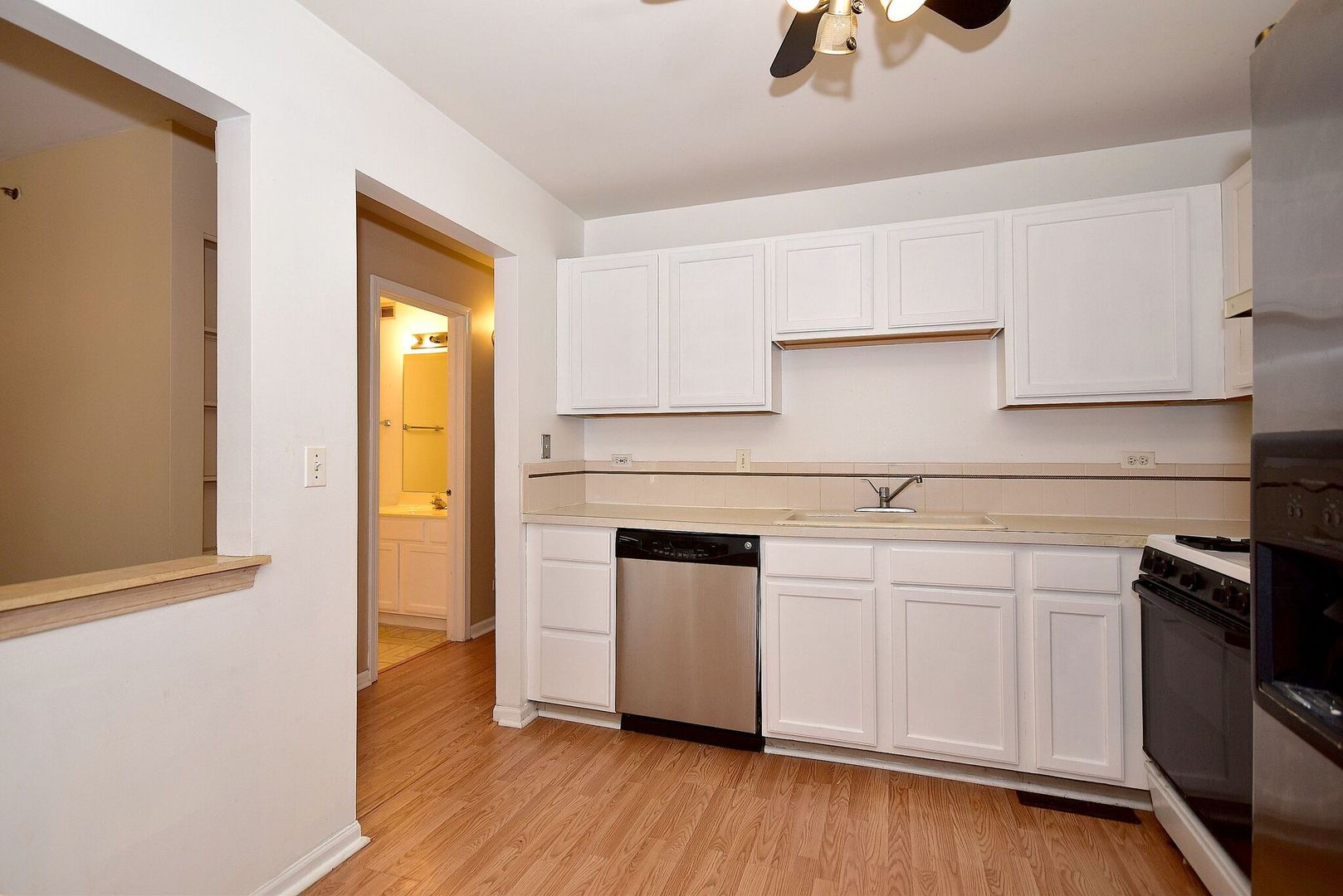 365 Springmist Court, Unit 365 Bolingbrook, IL 60440 - Photo 30 of 34 Gallery Image 30