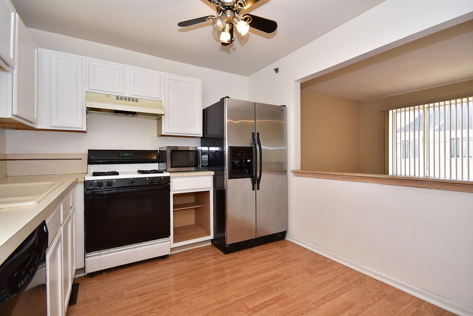 365 Springmist Court, Unit 365 Bolingbrook, IL 60440 - Photo 31 of 34 Gallery Image 31