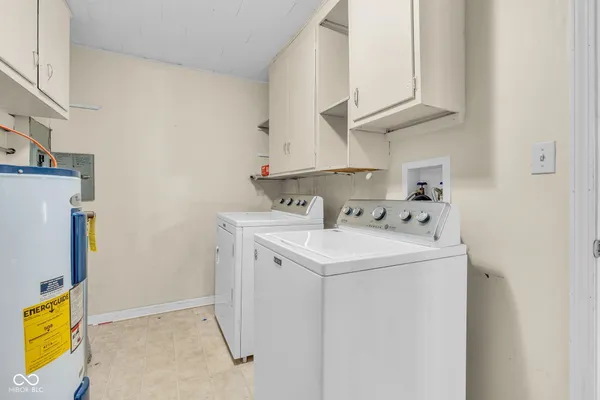 $158,500 | 2605 South 10th Street, Terre Haute, IN 47802