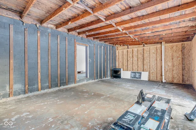 $158,500 | 2605 South 10th Street, Terre Haute, IN 47802