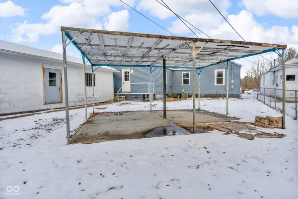 $158,500 | 2605 South 10th Street, Terre Haute, IN 47802