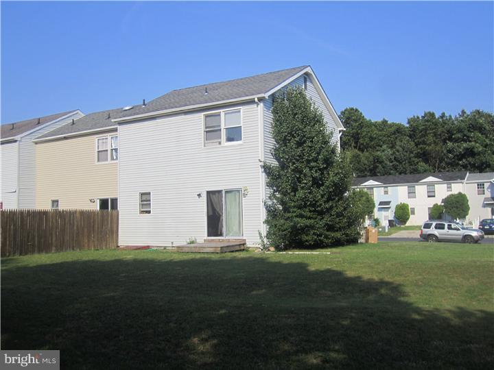37 Hampshire Road Sicklerville, NJ 08081 - Photo 7 of 7 Exterior Back