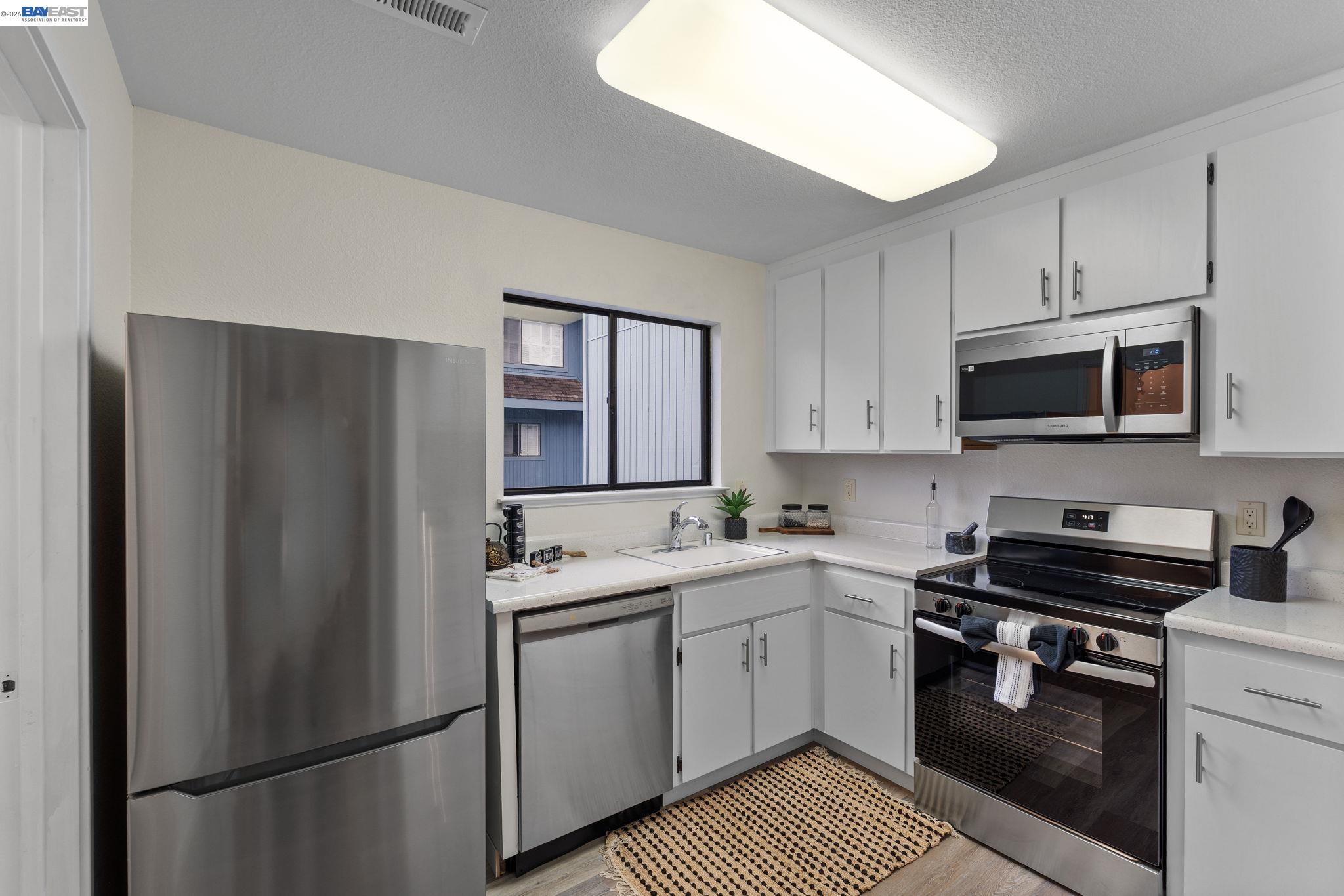 17999 Firestone Road Hayward, CA 94541 - Photo 20 of 47