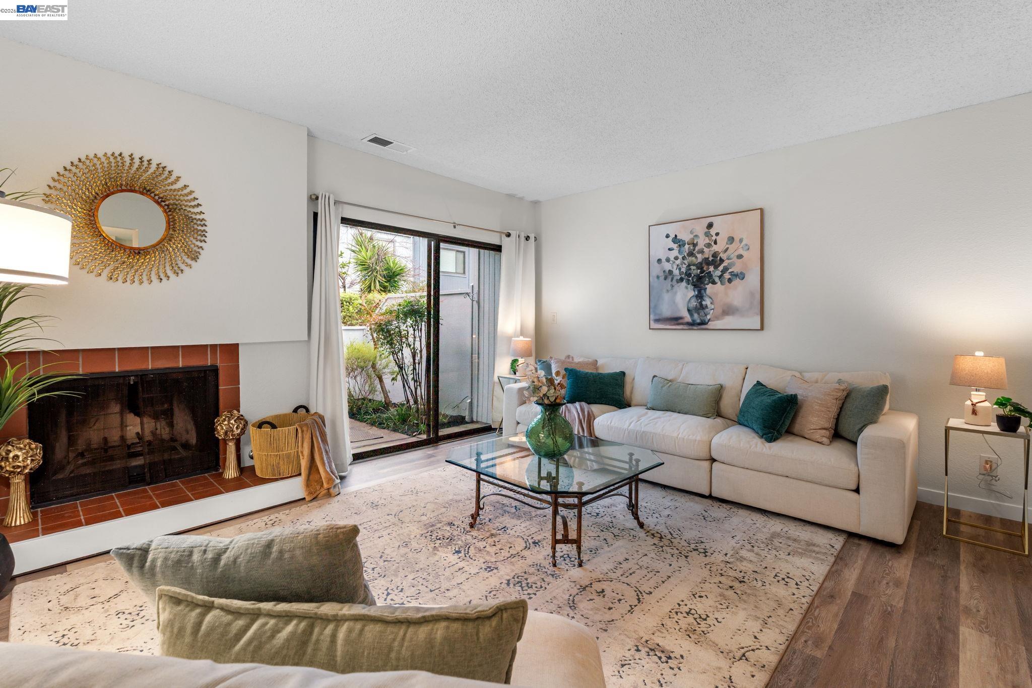 17999 Firestone Road Hayward, CA 94541 - Photo 4 of 47